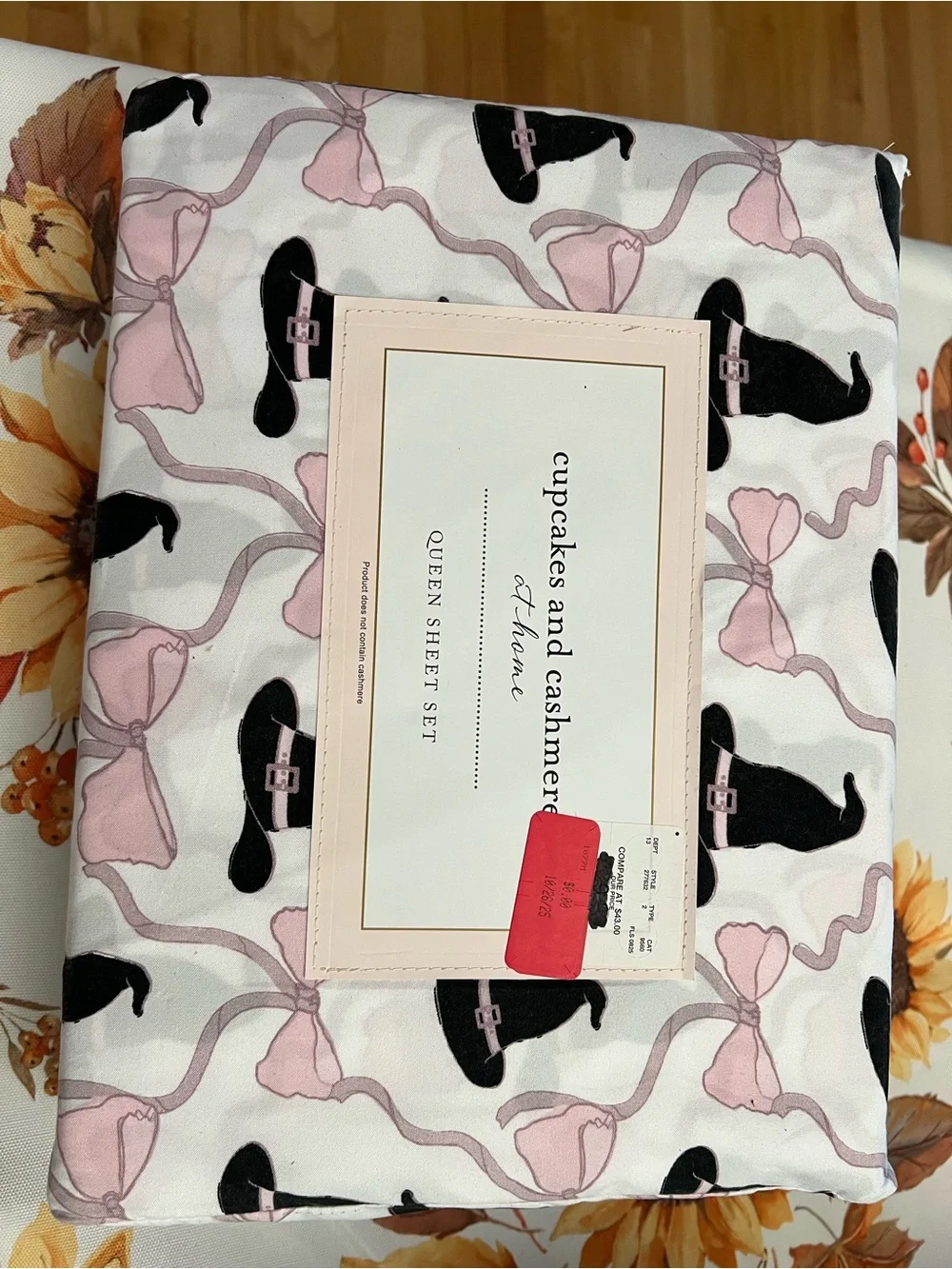 cupcakes & cashmere Pink Witch Hat Queen Sheet Set